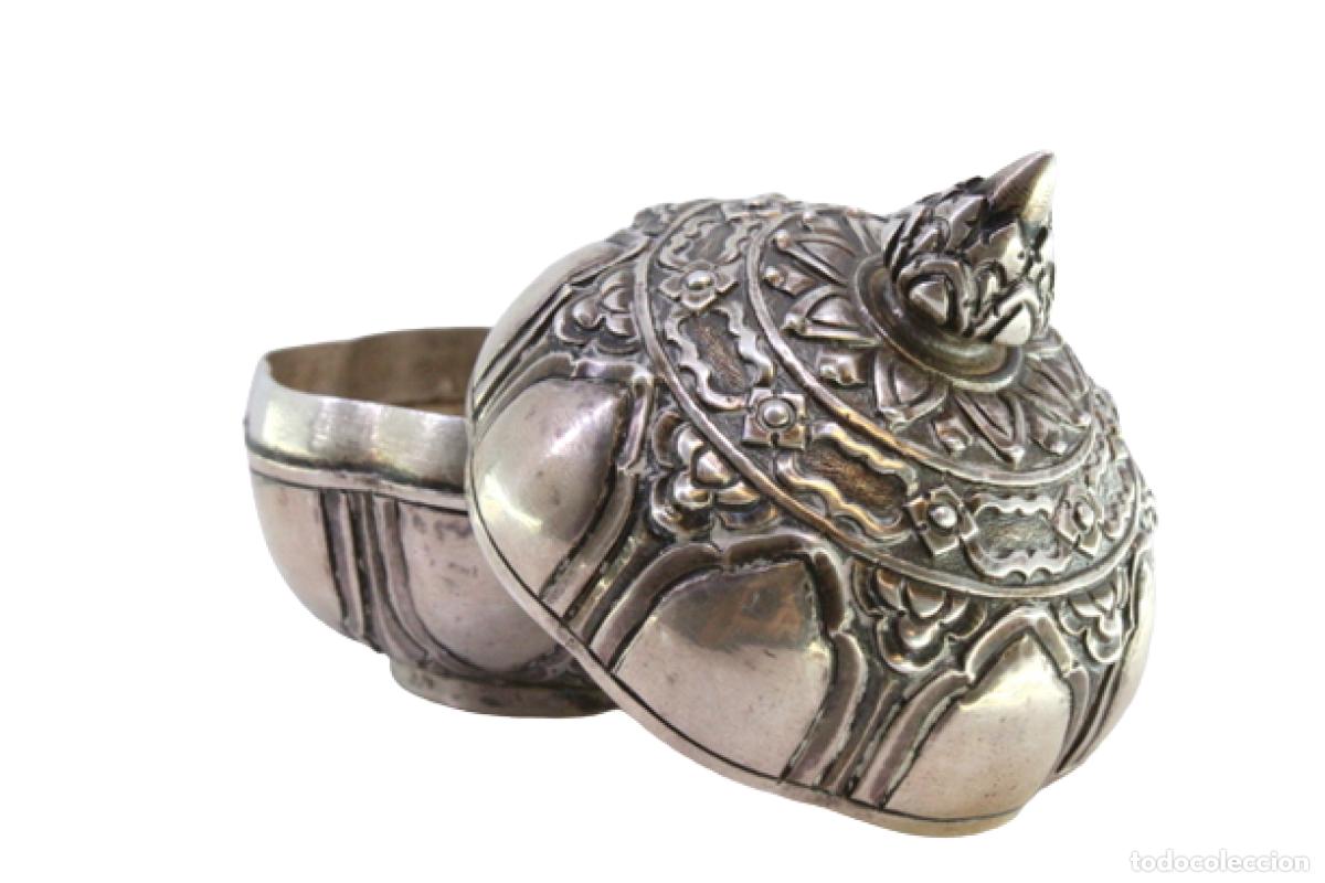 Antiques: Caja de plata