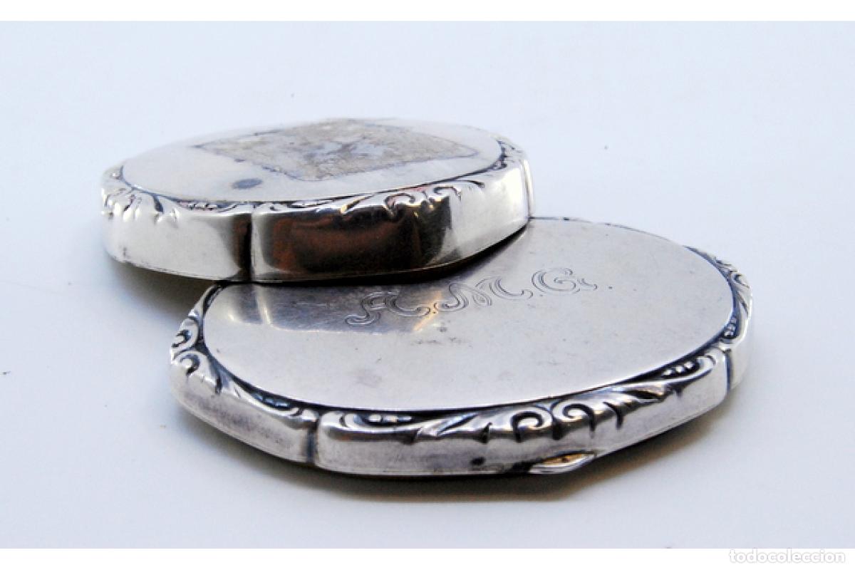 Antig&uuml;edades: Estuche de belleza plateado - Foto 6