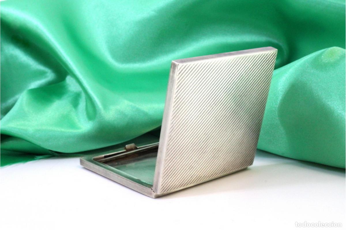 Antig&uuml;edades: Estuche de belleza plateado - Foto 3