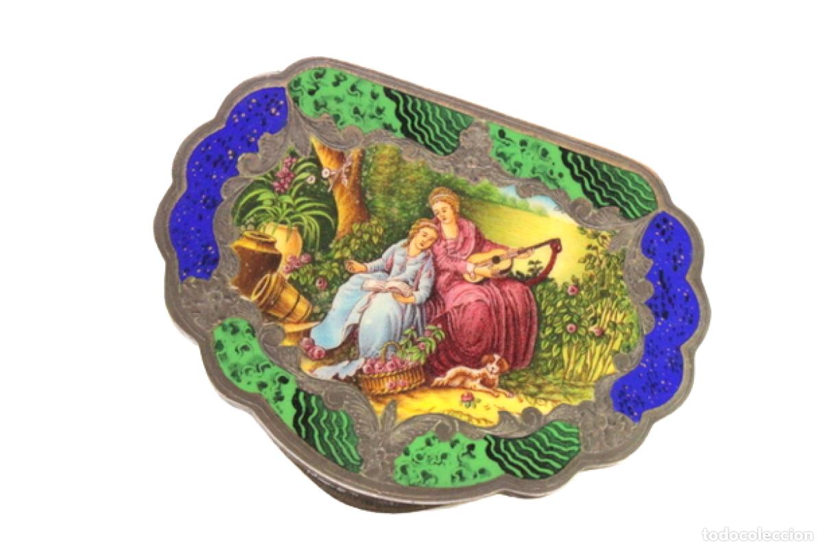 Antig&uuml;edades: Estuche de belleza plateado - Foto 1