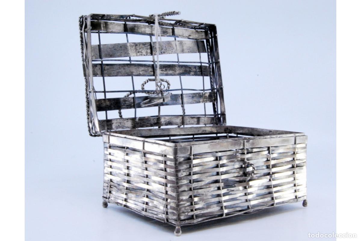 Antig&uuml;edades: Cesta de plata - Foto 7