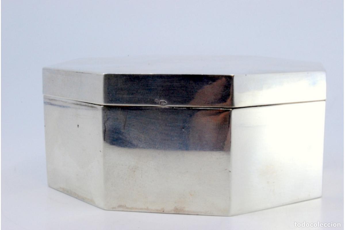 Antig&uuml;edades: Caja de plata - Foto 8