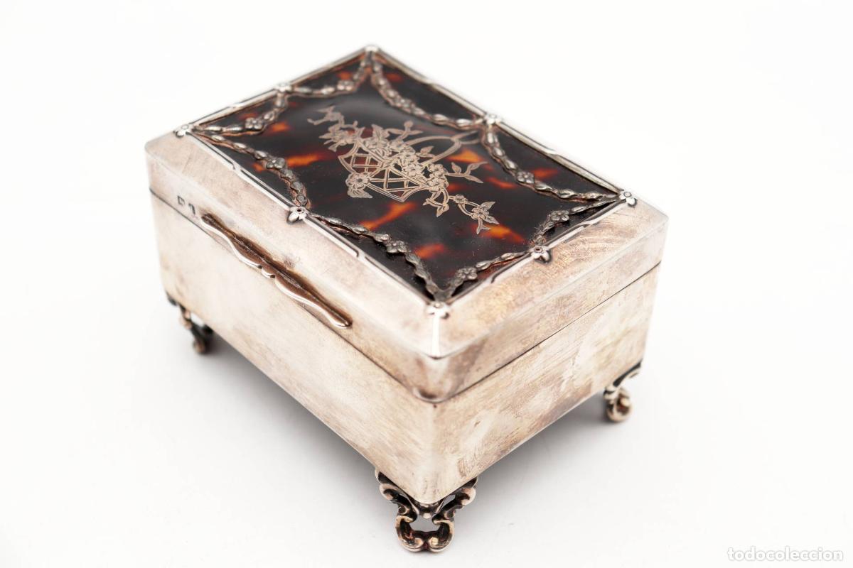 Antig&uuml;edades: Caja de joyer&iacute;a de plata - Foto 1