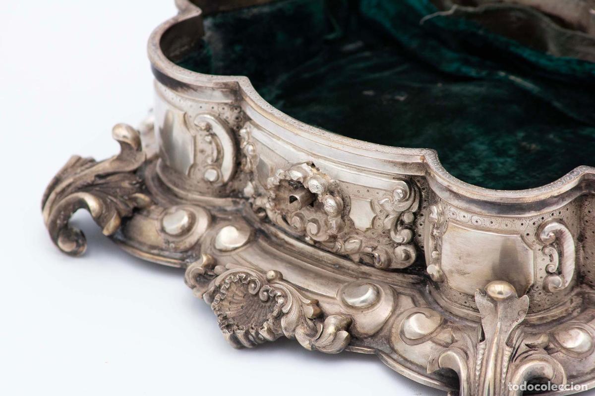 Antig&uuml;edades: Caja de joyer&iacute;a de plata - Foto 3