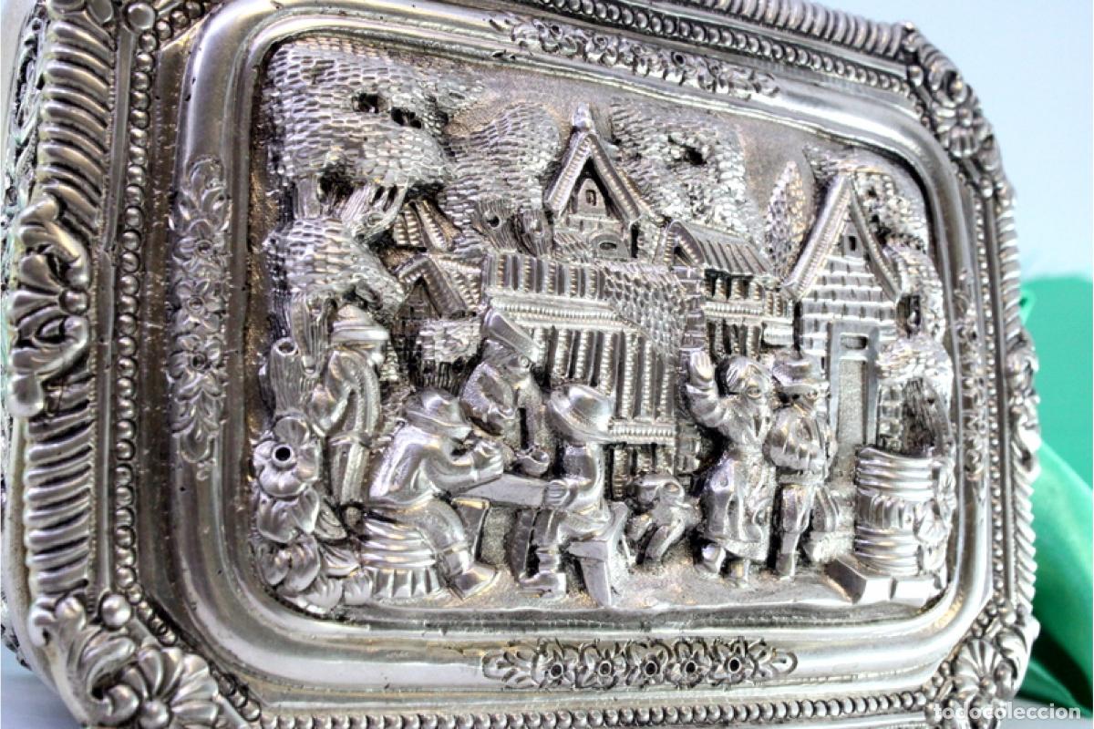 Antig&uuml;edades: Caja de joyer&iacute;a de plata - Foto 2