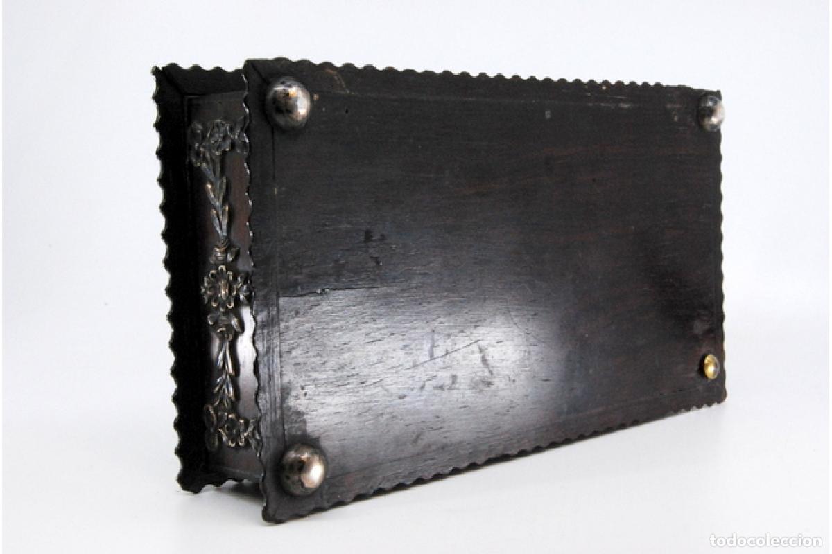 Antig&uuml;edades: Caja de madera y plata para sellos. - Foto 8