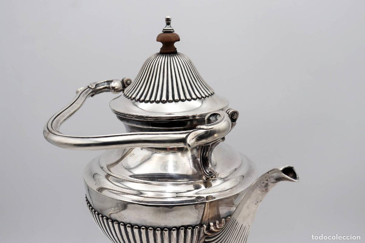 Antig&uuml;edades: tetera de plata - Foto 4