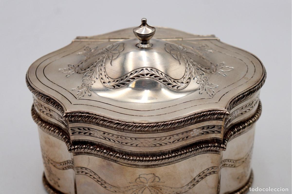 Antig&uuml;edades: Caja de plata, para t&eacute; - Foto 2