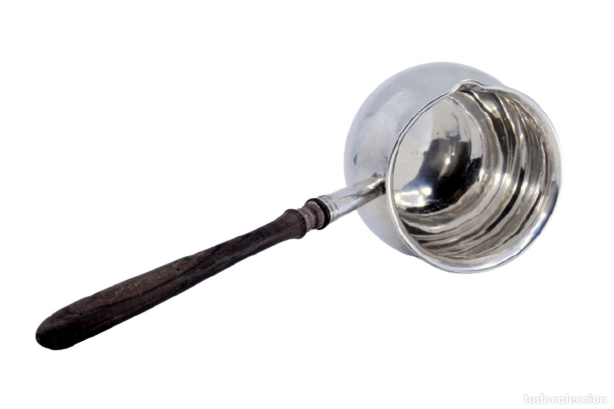 Antig&uuml;edades: cazuela de plata - Foto 1