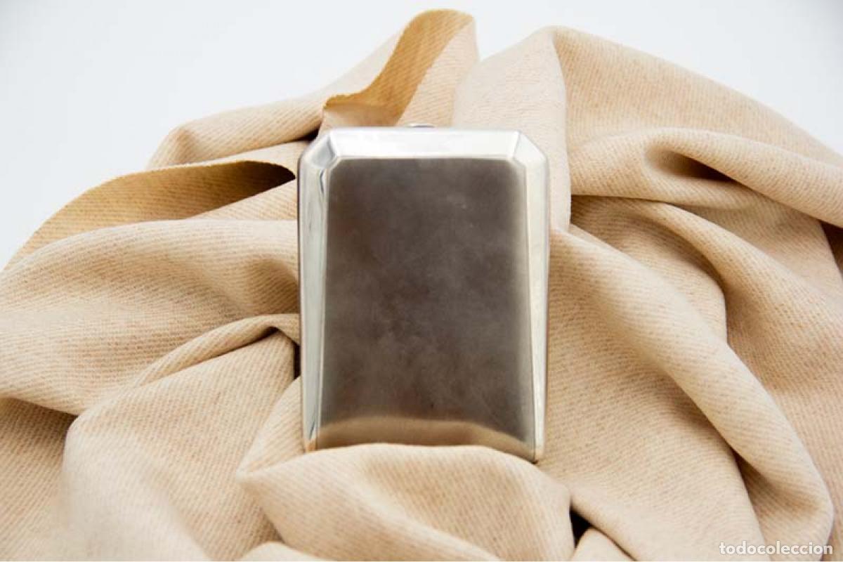 Antiguidades: Caja de cigarrillos, plateada