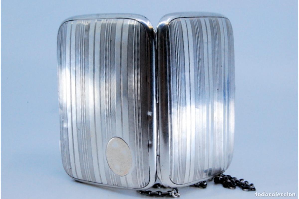 Antig&uuml;edades: Estuche de belleza plateado - Foto 2
