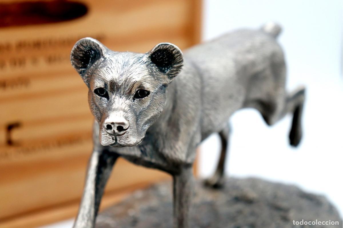 Antig&uuml;edades: Perro plateado - Foto 9