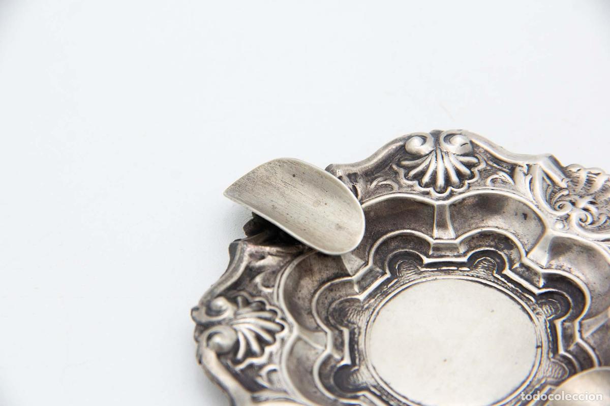 Antig&uuml;edades: Cenicero de plata - Foto 2