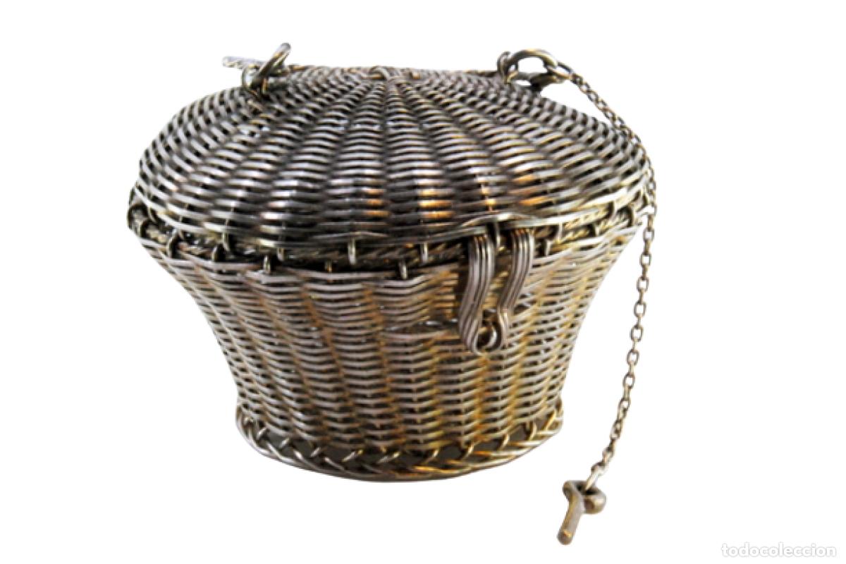 Antiquit&auml;ten: Cesta de plata