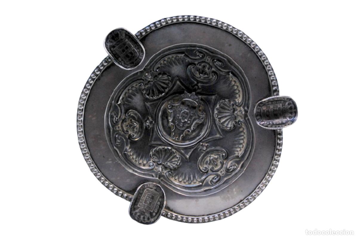 Antig&uuml;edades: Cenicero de plata - Foto 1