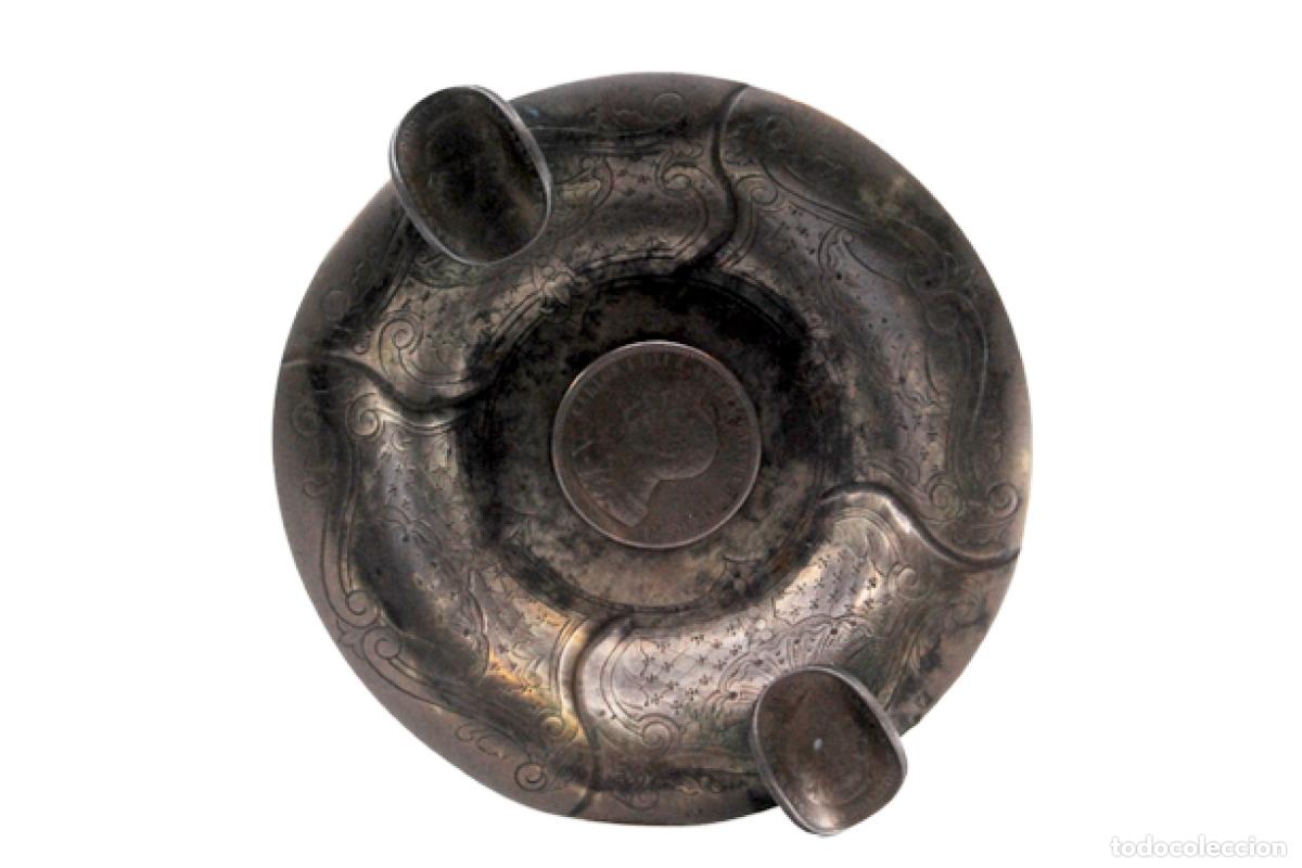 Antig&uuml;edades: Cenicero de plata - Foto 1