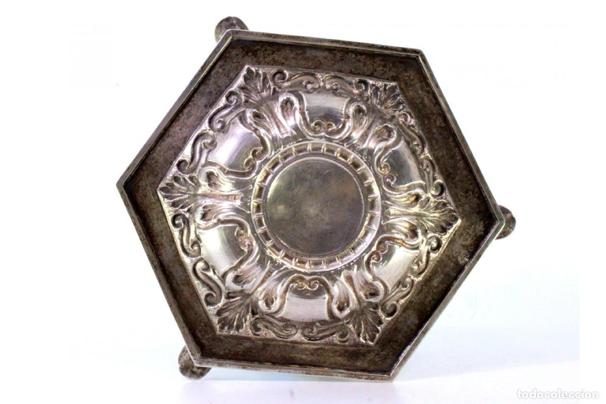Antig&uuml;edades: Cenicero de plata - Foto 3