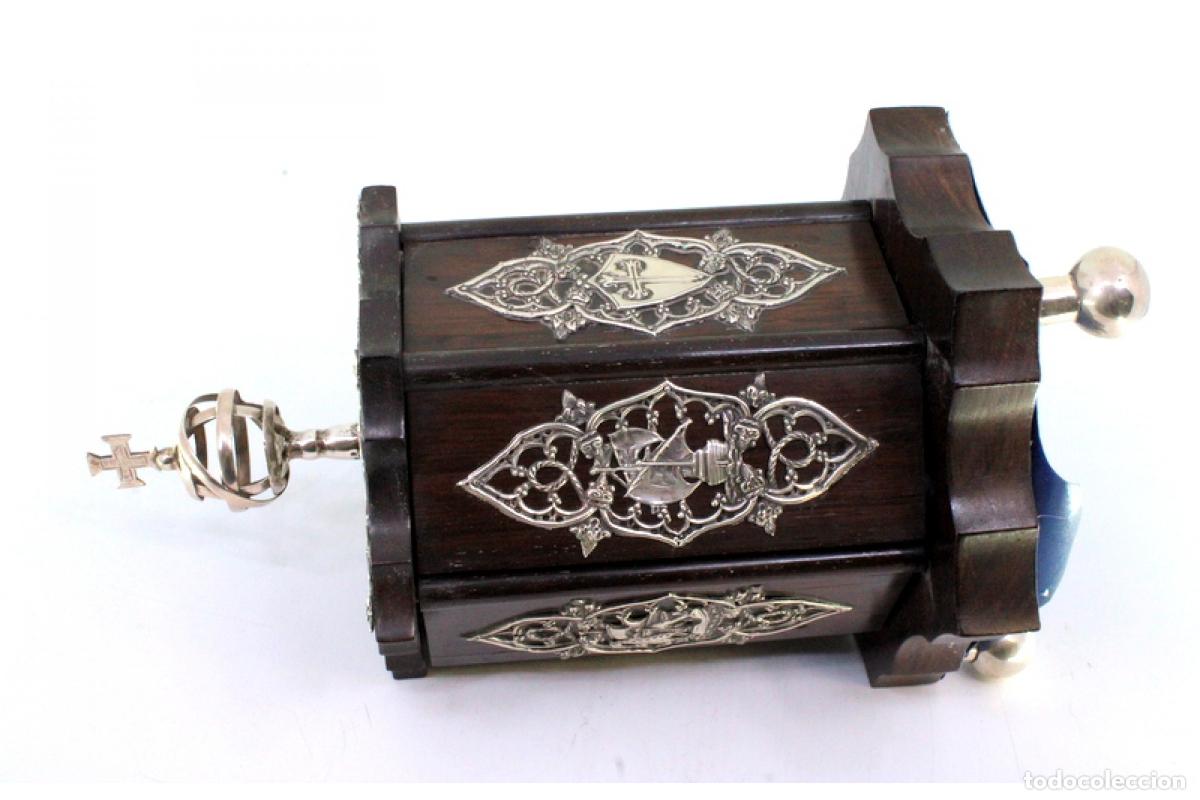 Antig&uuml;edades: Caja de puros, fabricada en madera y plata. - Foto 9