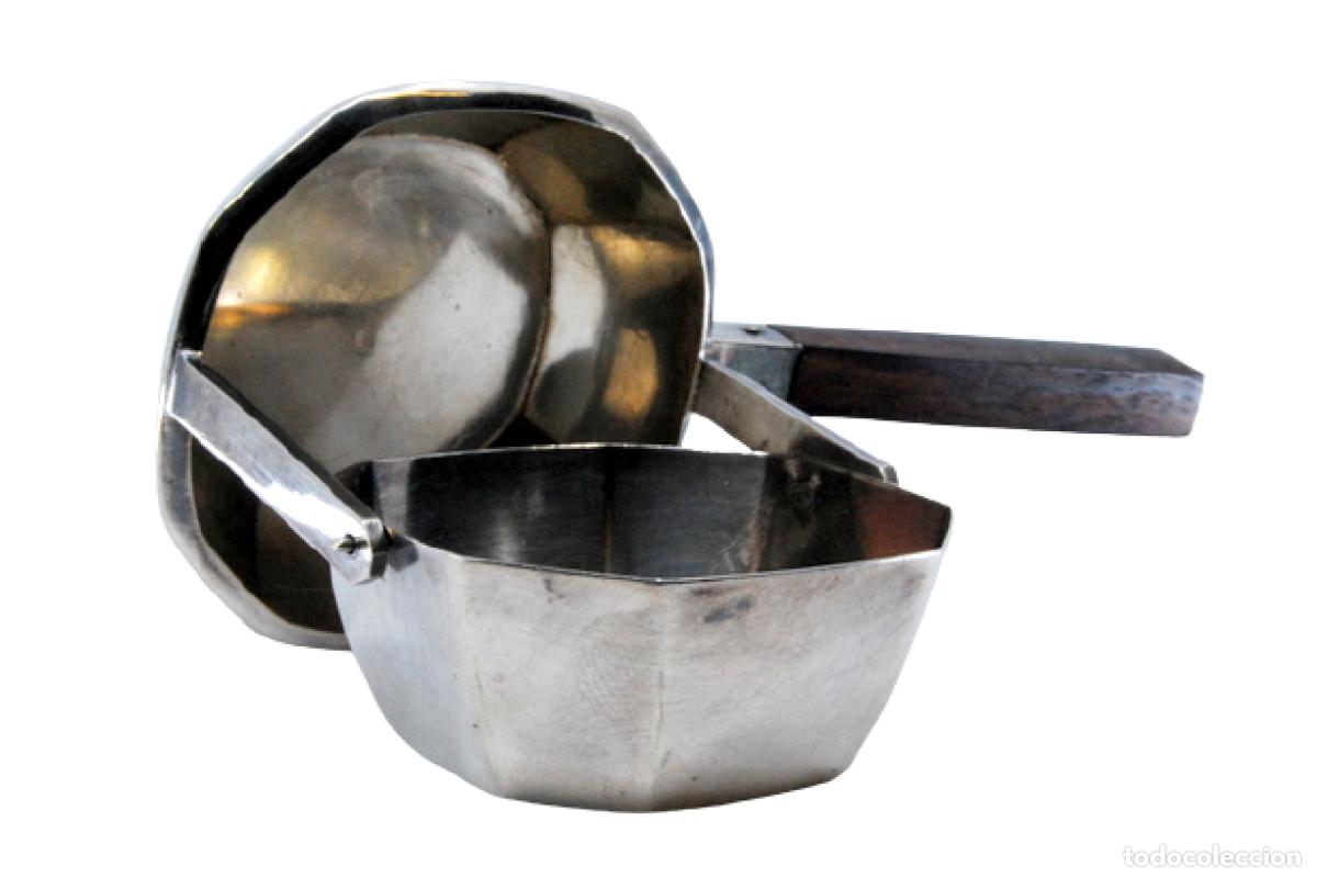 Antig&uuml;edades: Colador de t&eacute;, en plata - Foto 1