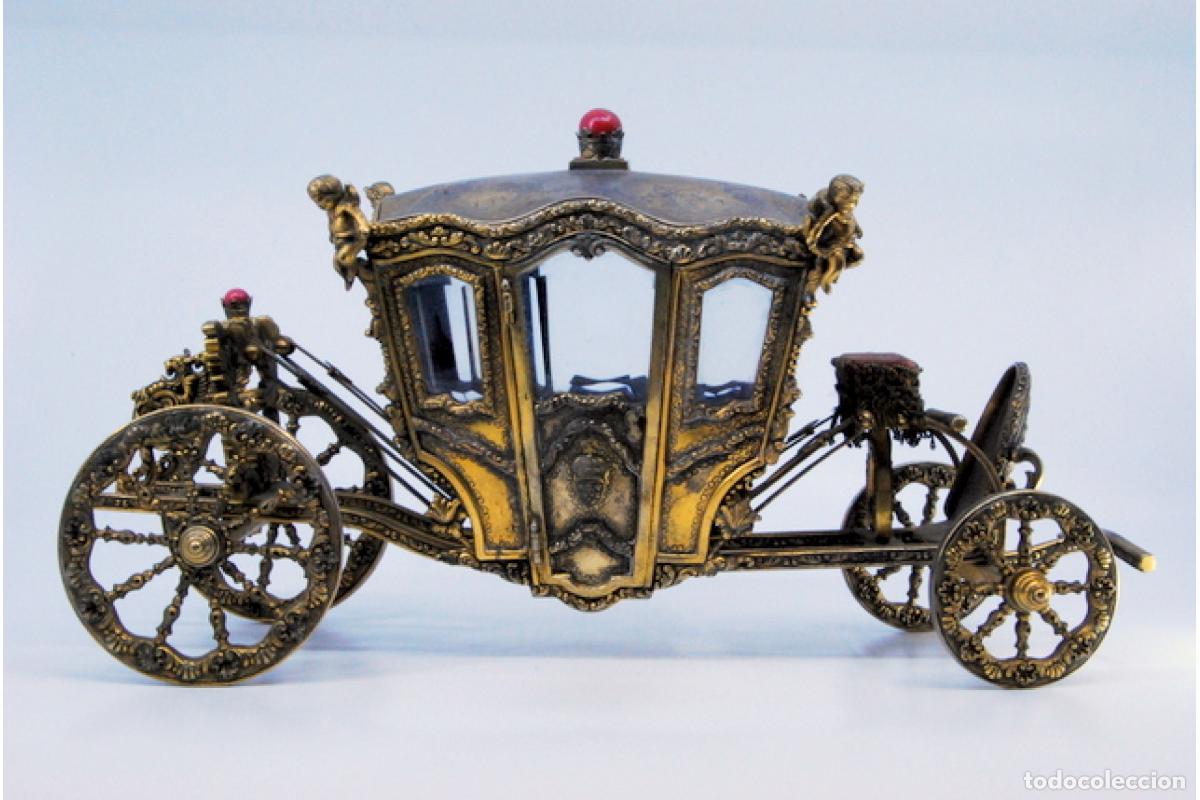 Antig&uuml;edades: Carruaje de plata dorada - Foto 10
