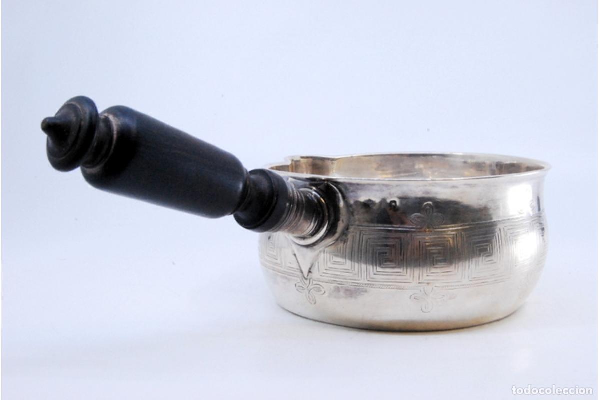 Antig&uuml;edades: cazuela de plata - Foto 3