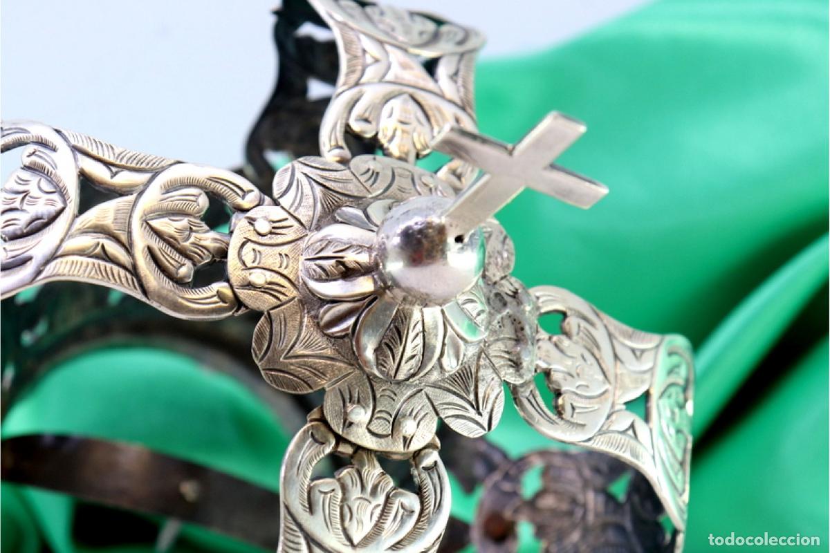 Antig&uuml;edades: Corona de plata - Foto 4