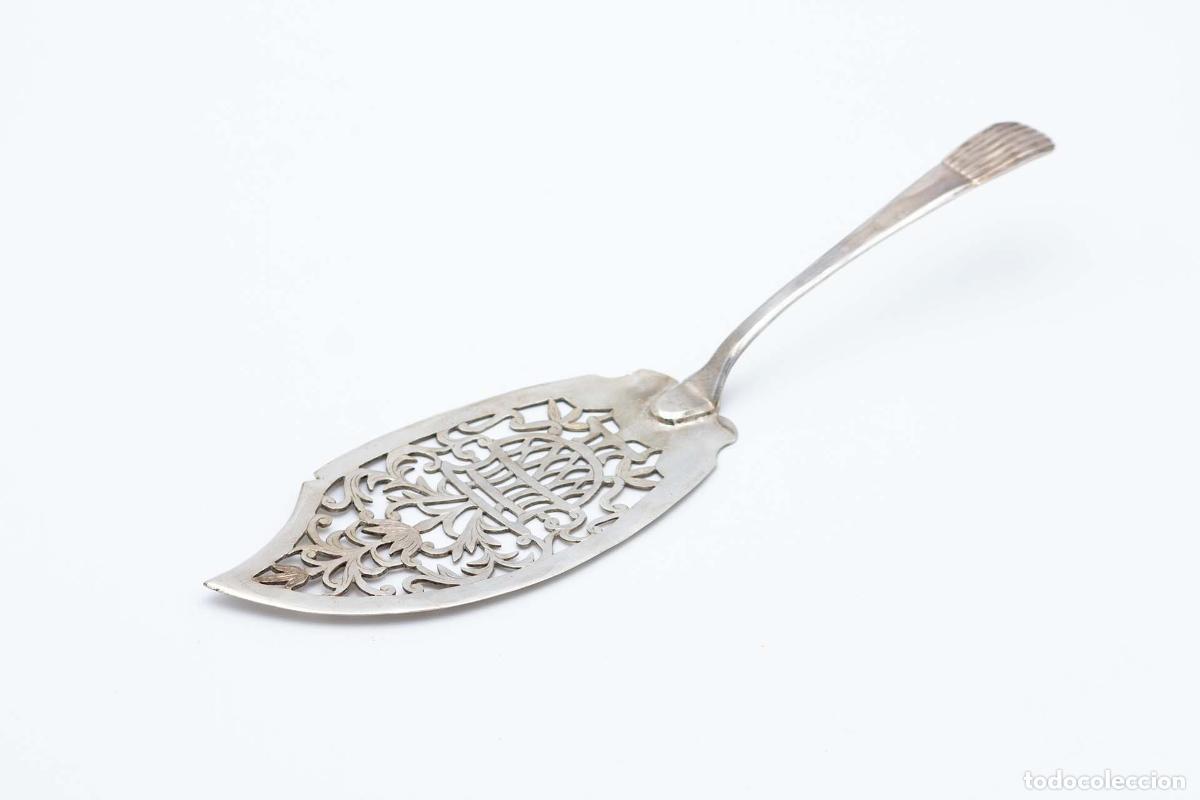 Antig&uuml;edades: Esp&aacute;tula de plata, para servir postres. - Foto 1