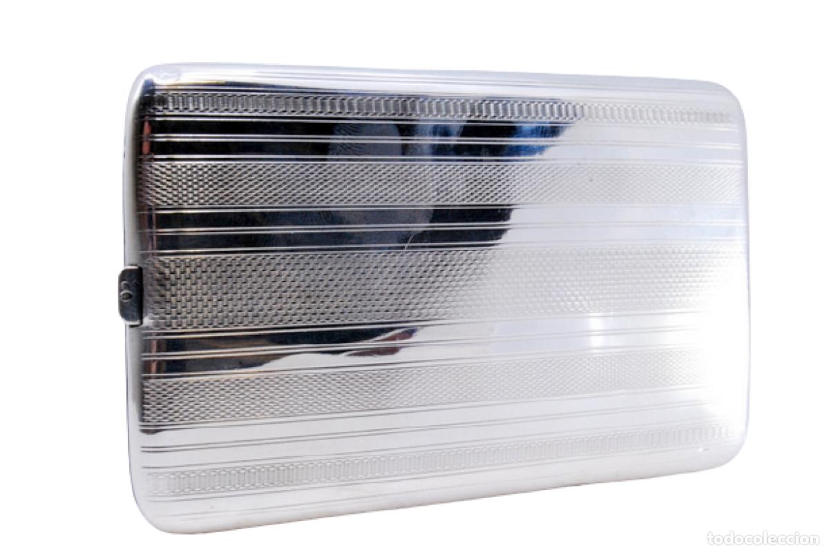 Antig&uuml;edades: Caja de cigarrillos, plateada