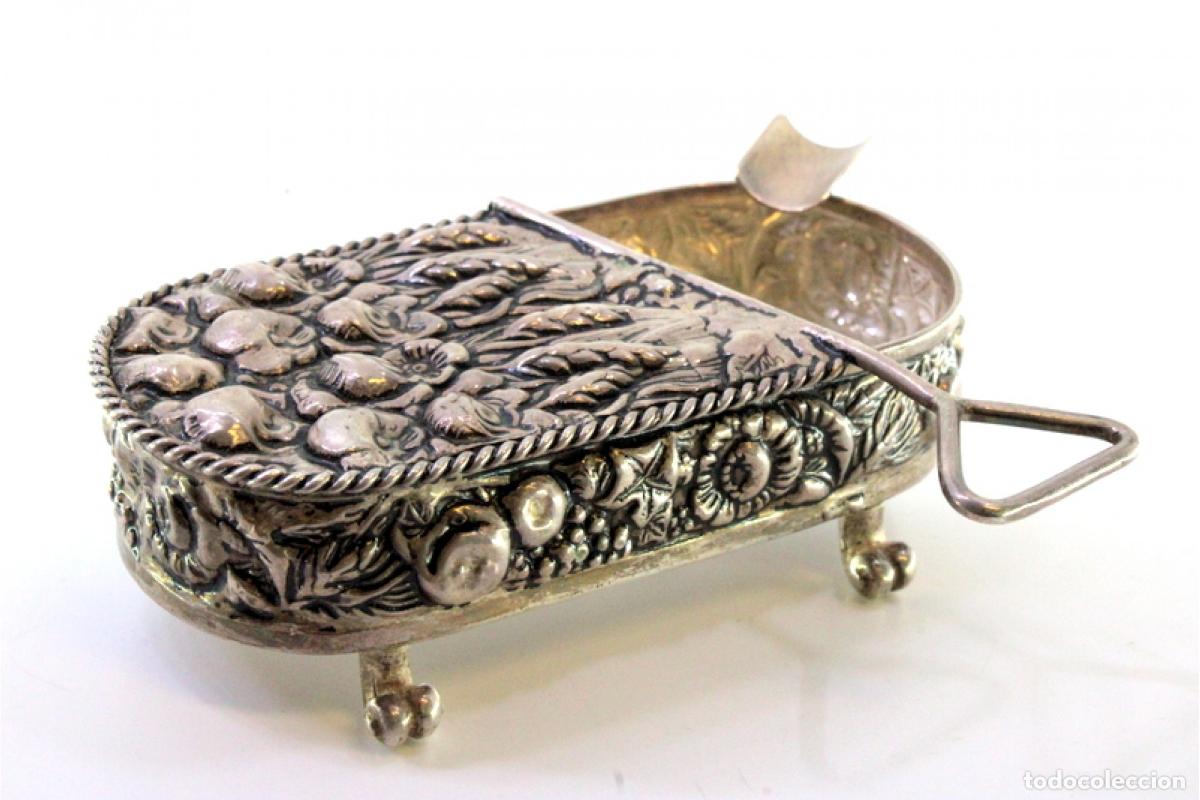 Antig&uuml;edades: Cenicero de plata - Foto 2