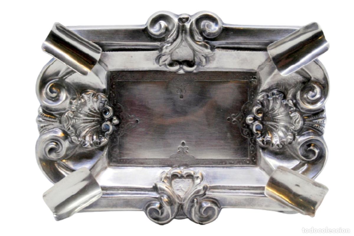 Antig&uuml;edades: Cenicero de plata - Foto 1