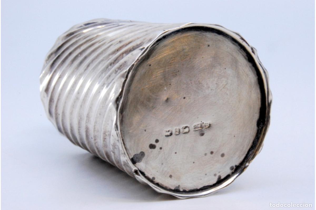 Antig&uuml;edades: Botella de plata para perfume. - Foto 5