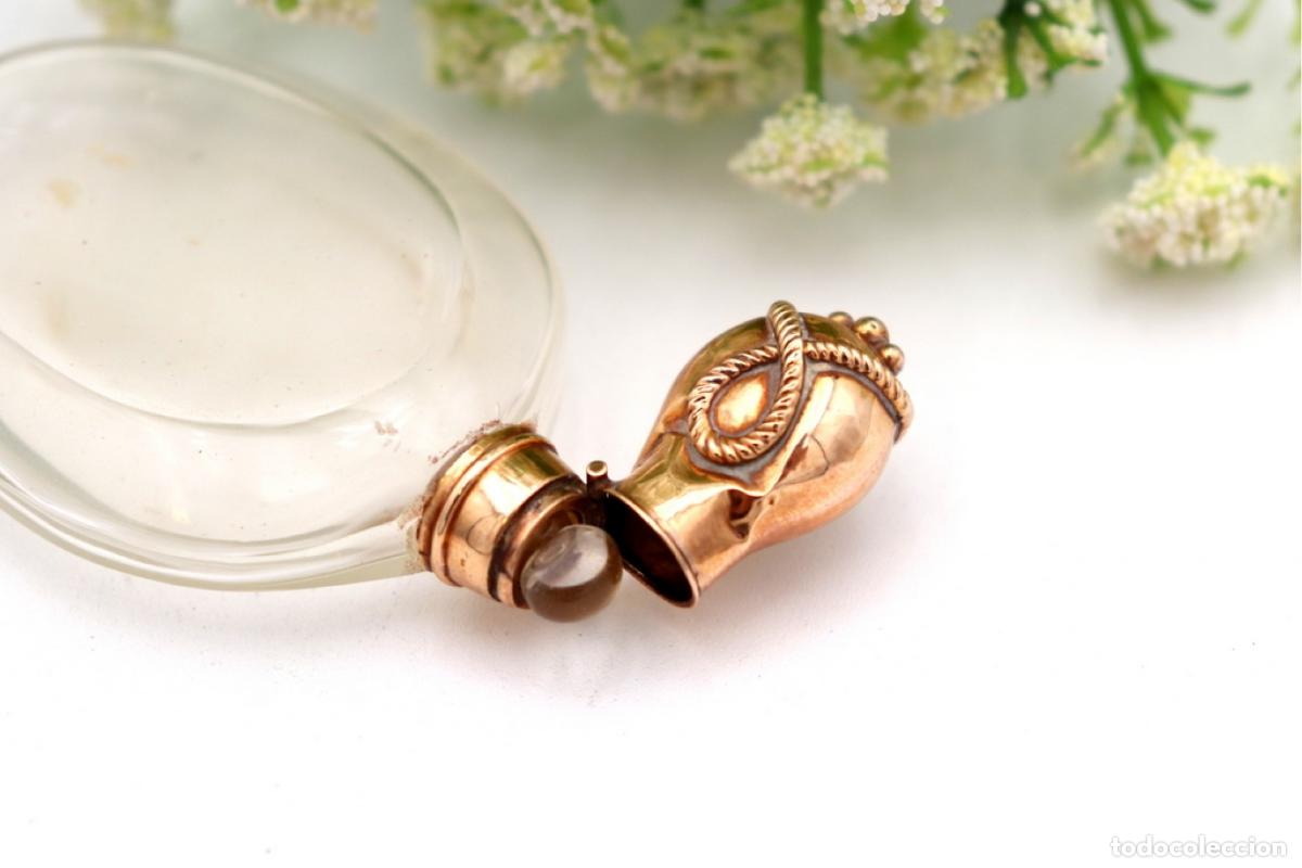 Antig&uuml;edades: Frasco de perfume, fabricado en cristal y plata. - Foto 5