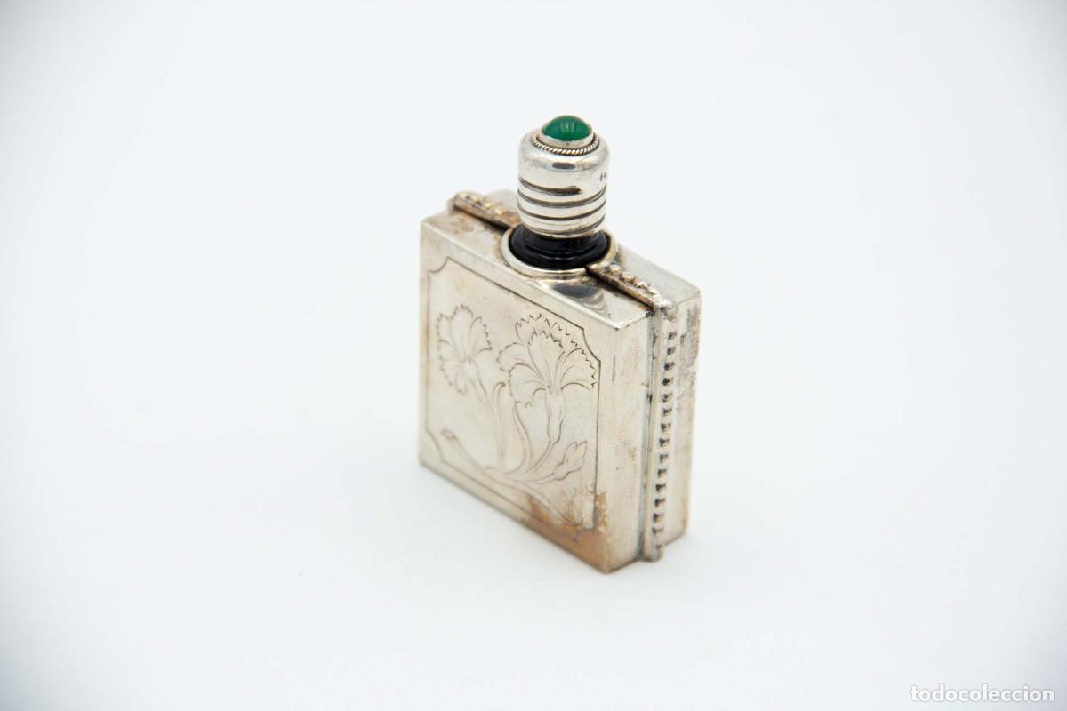 Antig&uuml;edades: Botella de plata para perfume. - Foto 1
