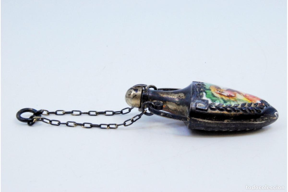 Antig&uuml;edades: Botella de plata para perfume. - Foto 7