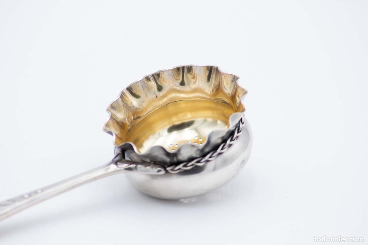 Antig&uuml;edades: Colador de t&eacute;, en plata - Foto 2