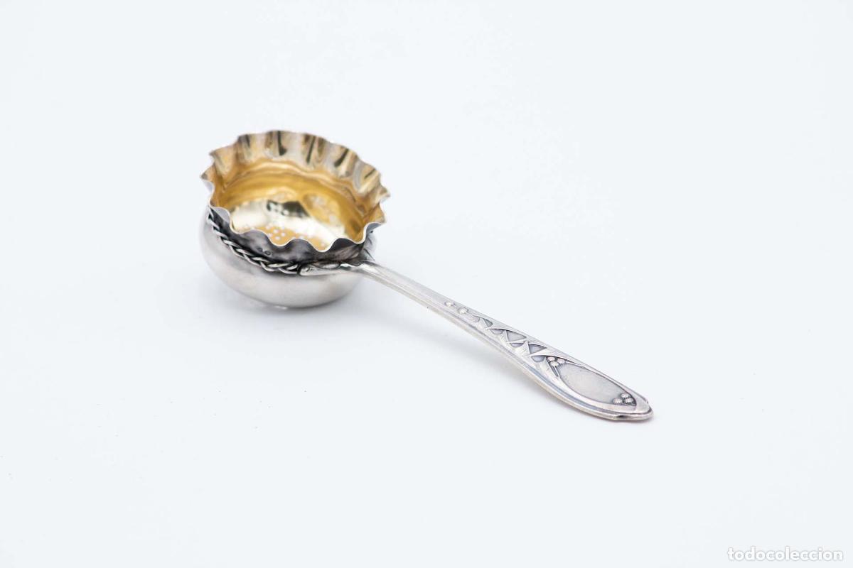 Antig&uuml;edades: Colador de t&eacute;, en plata - Foto 1