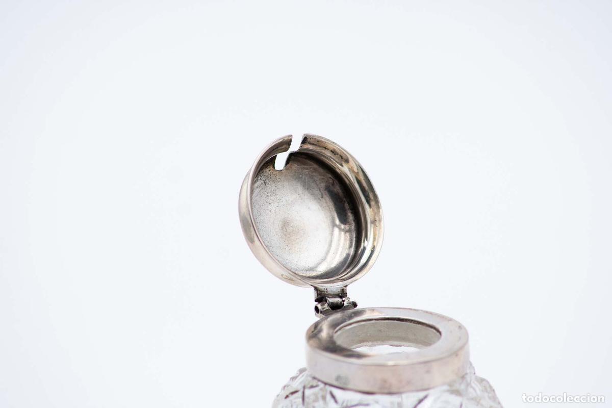 Antig&uuml;edades: Botella de cristal y plata - Foto 2