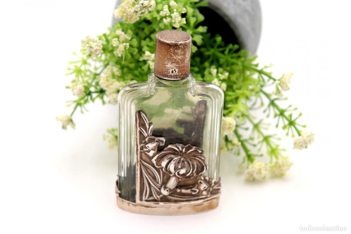 Antig&uuml;edades: Frasco de vidrio y plata para perfume. - Foto 3