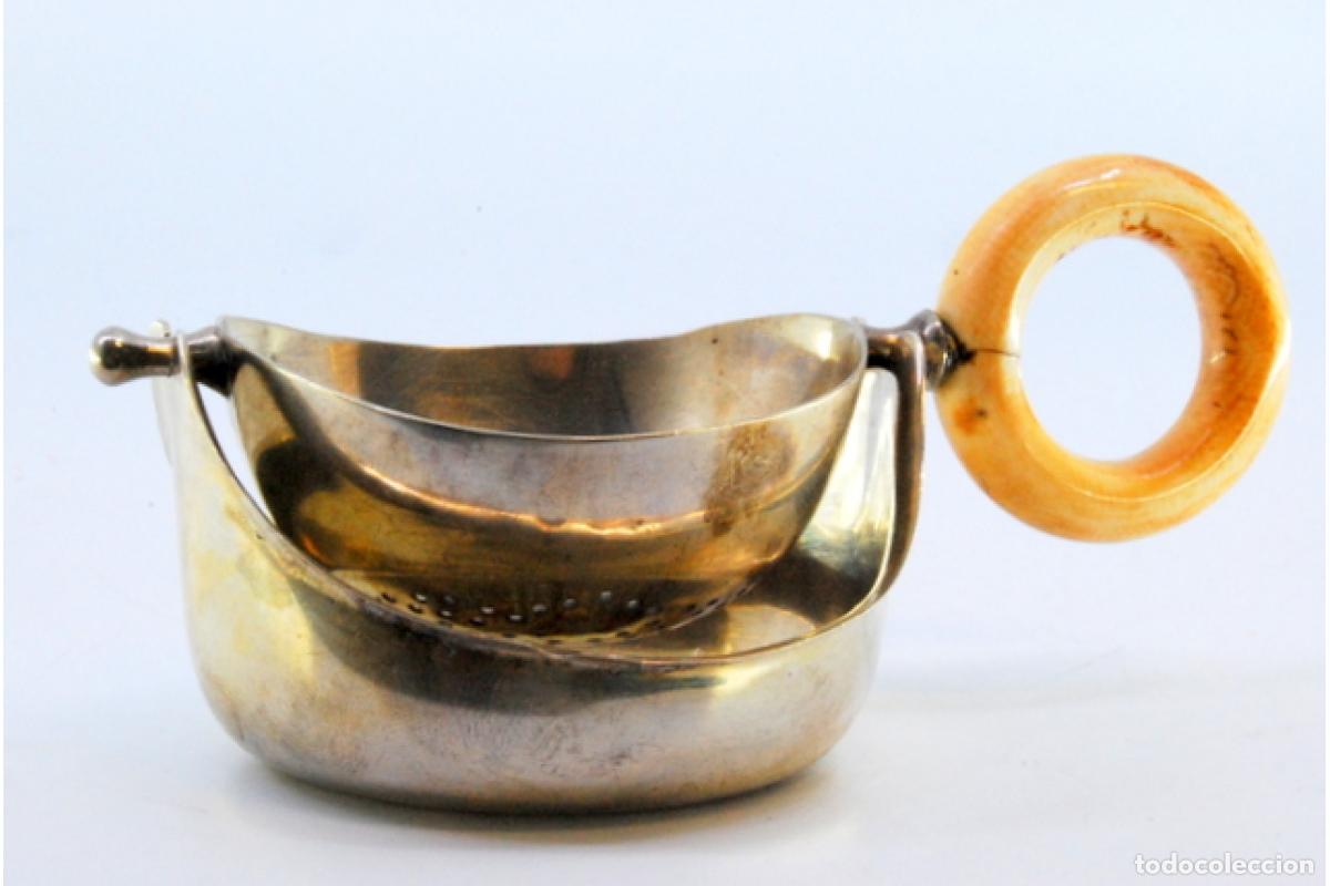 Antig&uuml;edades: Colador de t&eacute;, en plata - Foto 2