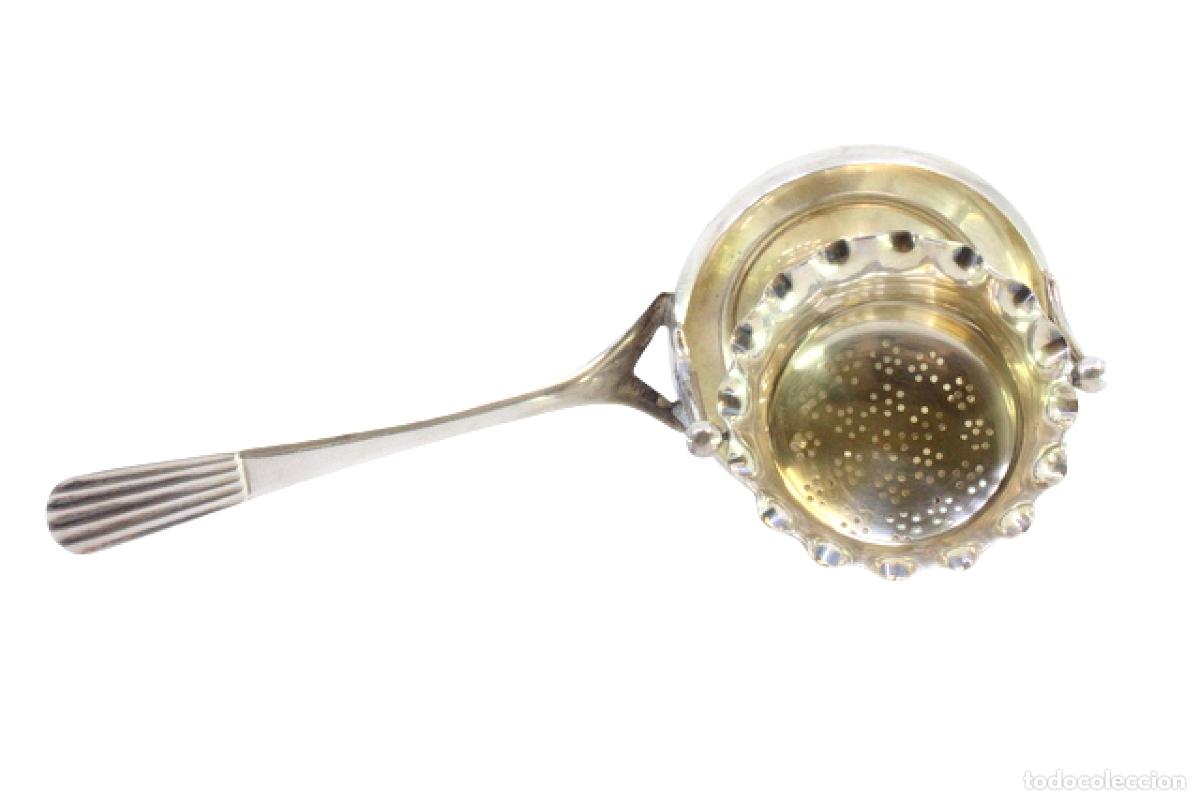 Antig&uuml;edades: Colador de t&eacute;, en plata - Foto 1