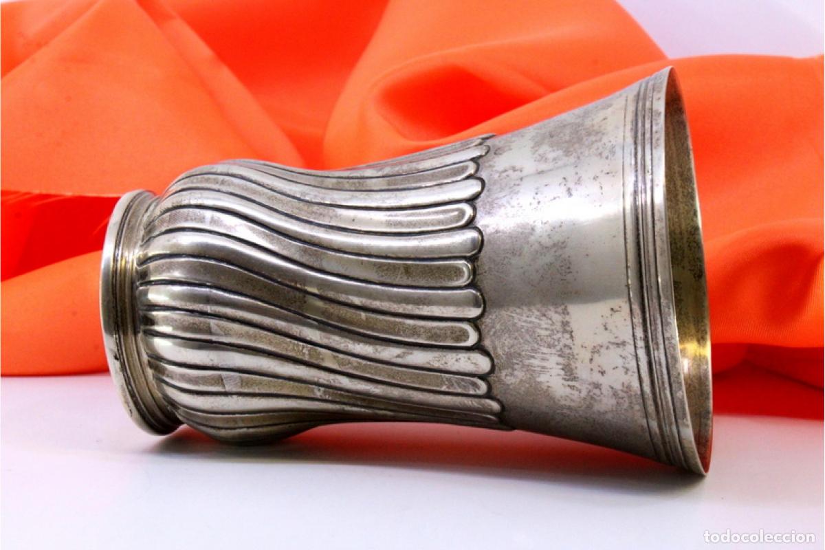 Antig&uuml;edades: copa de plata - Foto 3
