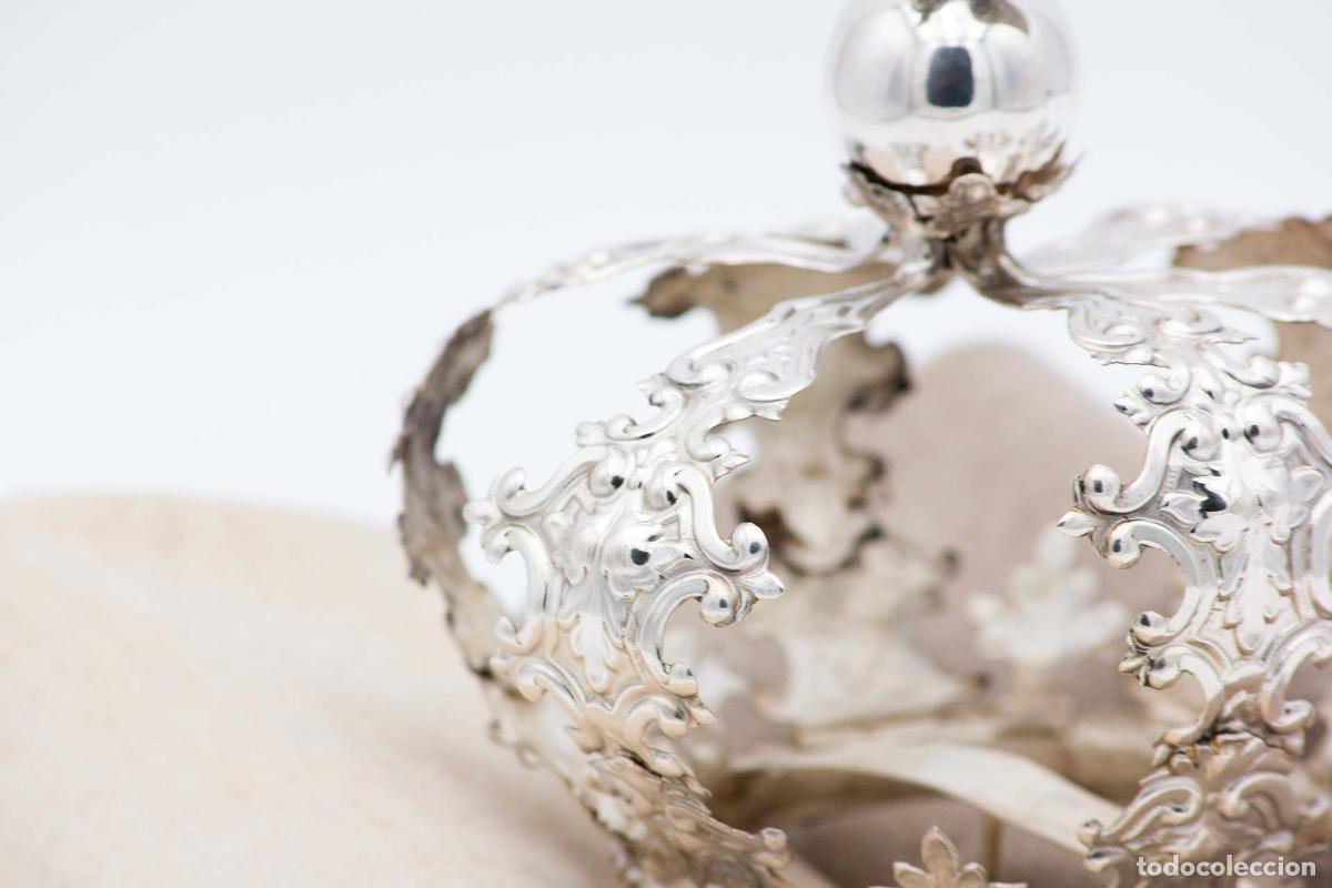 Antig&uuml;edades: Corona de plata - Foto 3