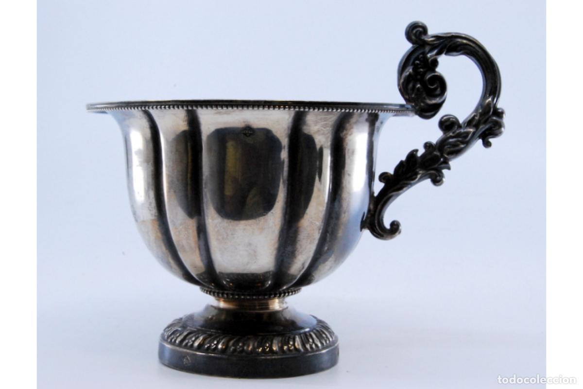 Antig&uuml;edades: copa de plata - Foto 2