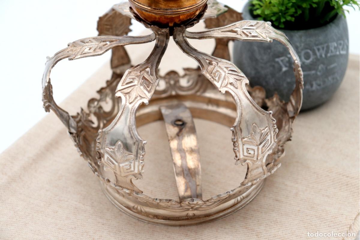 Antig&uuml;edades: Corona de plata - Foto 3