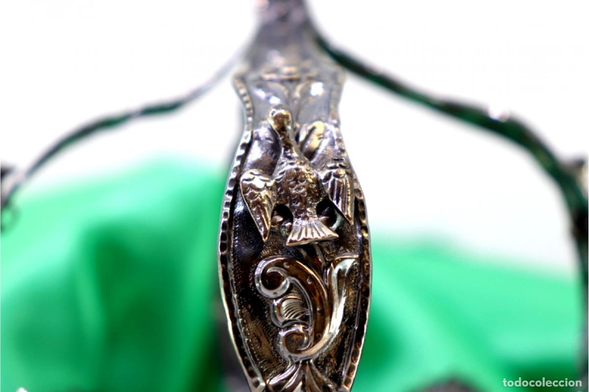 Antig&uuml;edades: Corona de plata - Foto 5