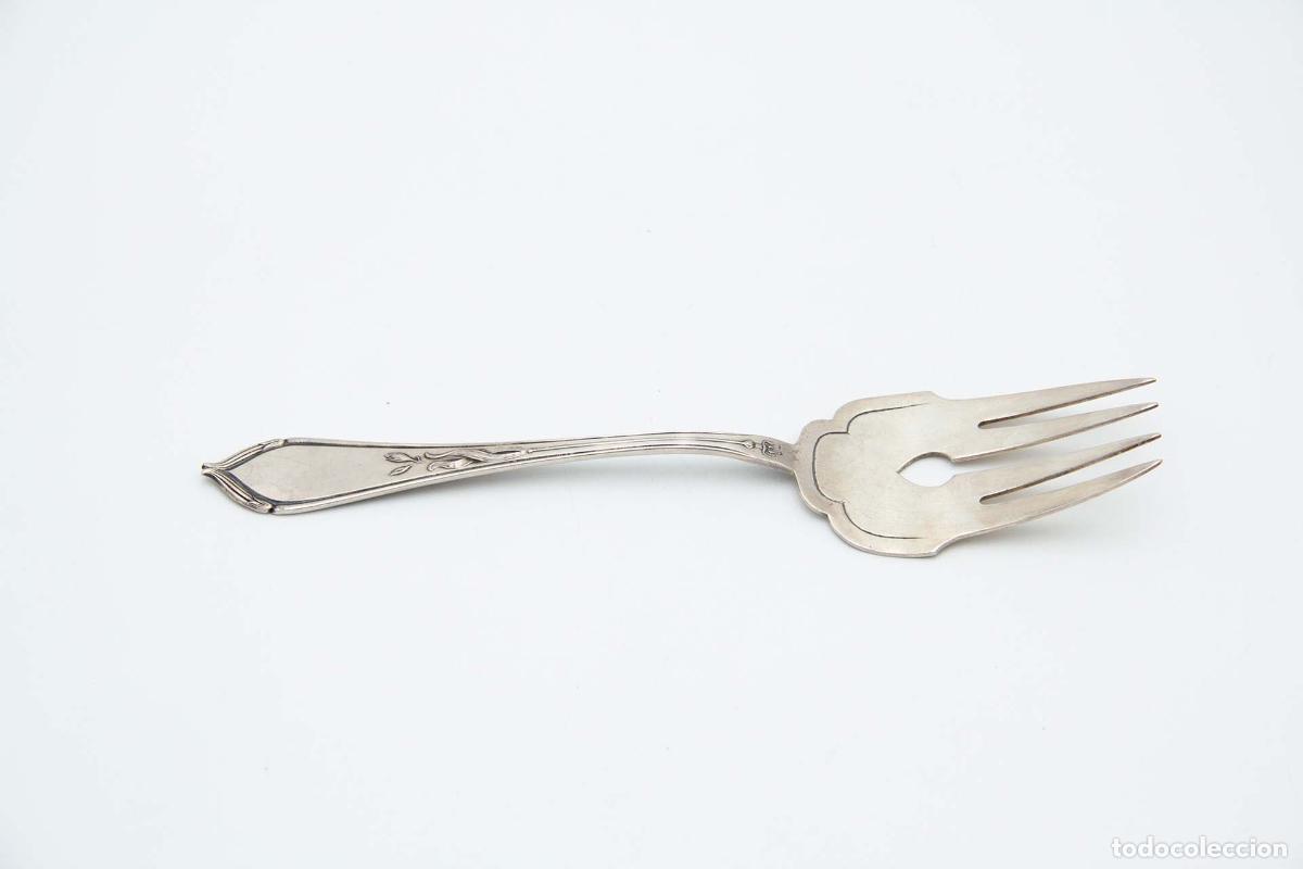 Antig&uuml;edades: Tenedor de plata para servir - Foto 4