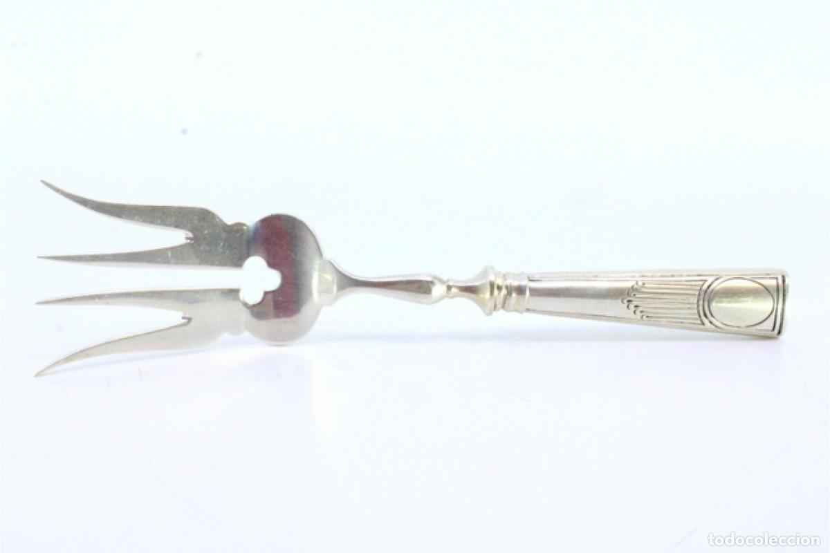 Antig&uuml;edades: Tenedor de plata, para servir pescado - Foto 6