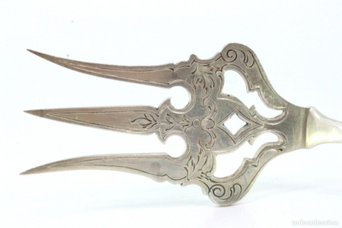 Antig&uuml;edades: Tenedor de plata - Foto 3