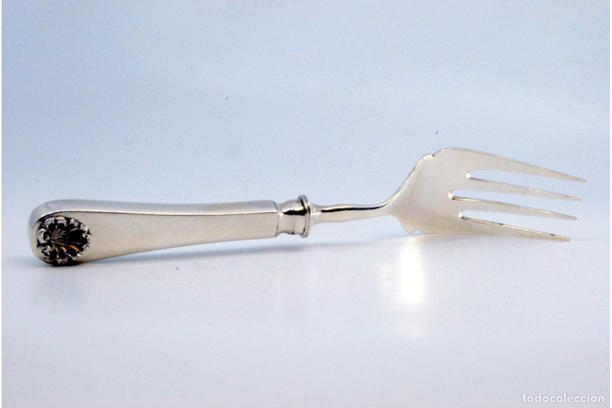 Antig&uuml;edades: Tenedor de plata, para servir pescado - Foto 6