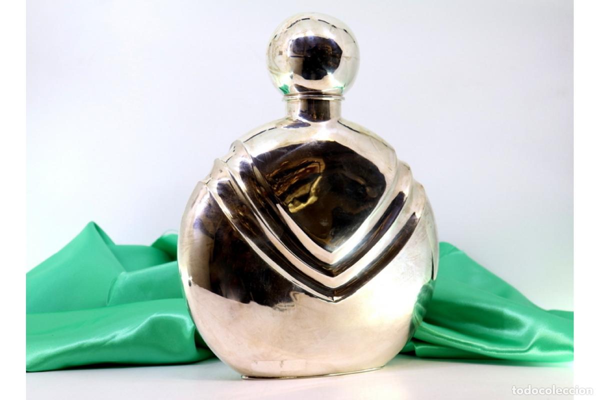 Antig&uuml;edades: botella de plata - Foto 1